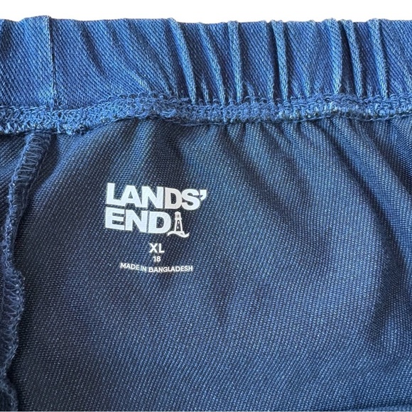 Lands' End, Sport Knit Denim Capri Pull On Pants, XL (18), Blue - Picture 2 of 9